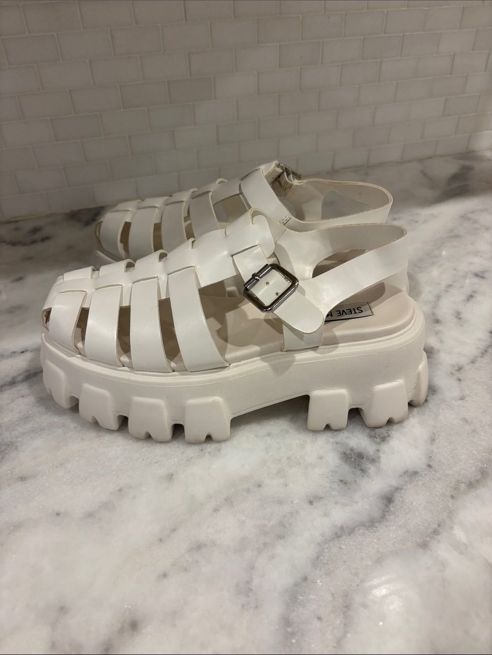 Steve Madden White Platform Fisherman Sandals